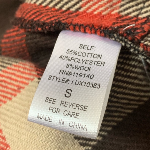 ❌sold❌Boutique Plaid Fringe Vest - Picture 5 of 5